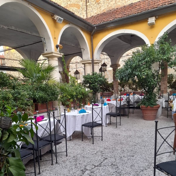 Il Loggiato di Gemmi