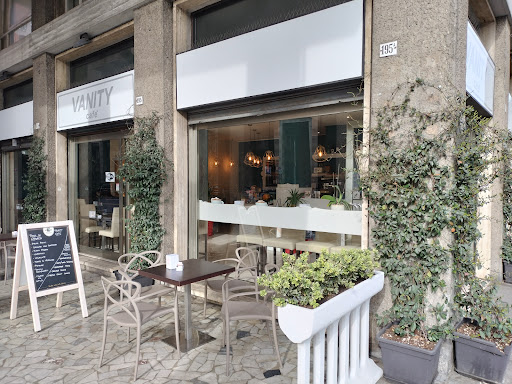Vanity Café