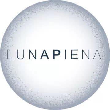 Luna Piena Abbigliamento